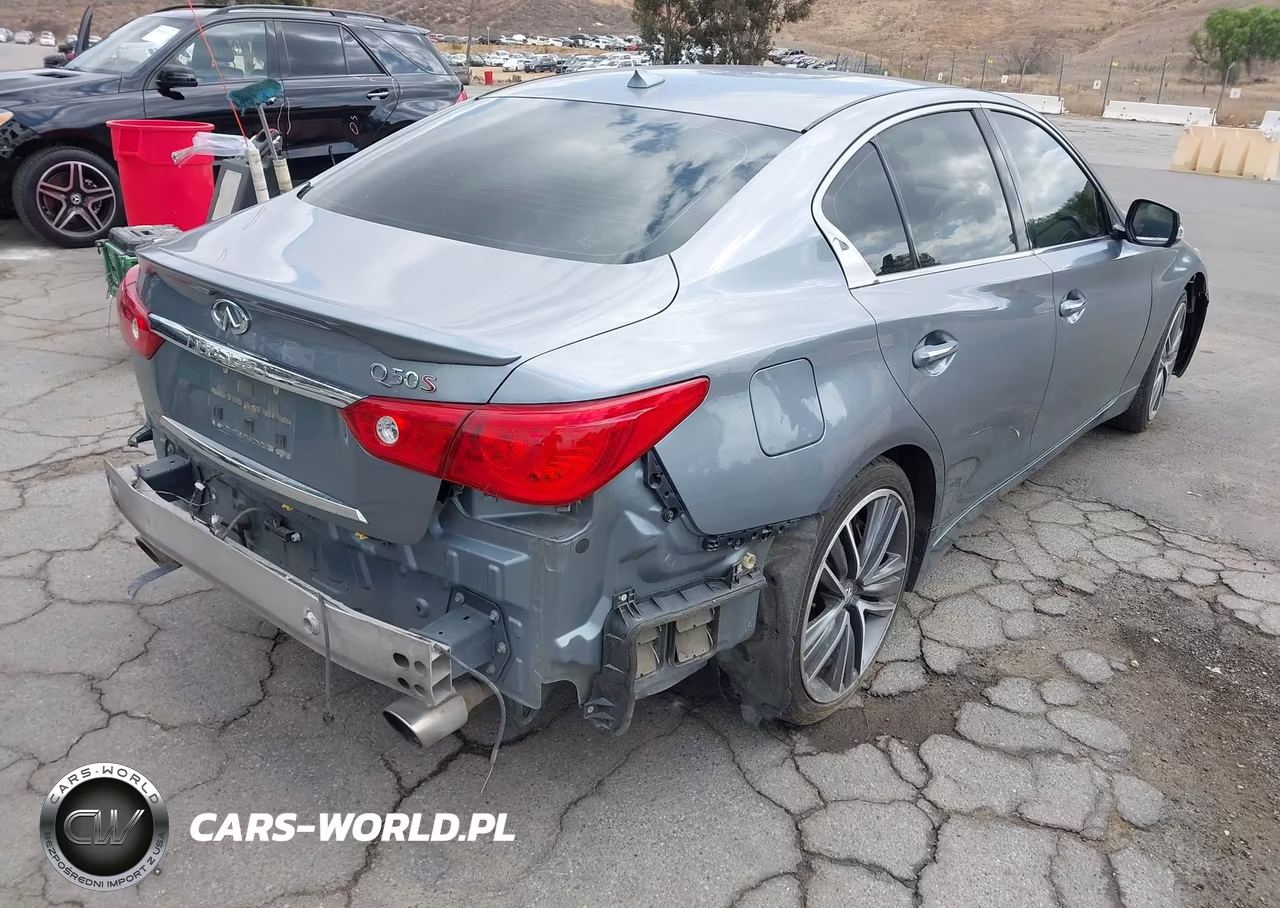 2015 Infiniti Q50 Sport VIN:JN1BV7AP2FM353410 - 4