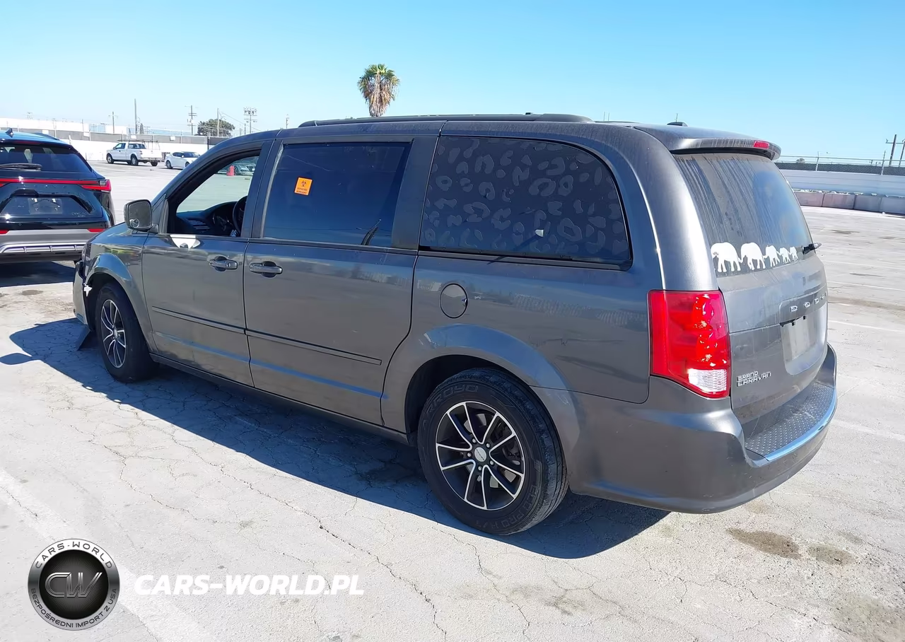 2017 Dodge Grand Caravan Gt VIN:2C4RDGEG8HR825523 - 3