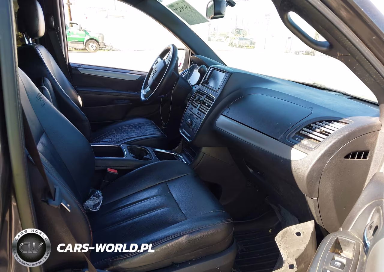 2017 Dodge Grand Caravan Gt VIN:2C4RDGEG8HR825523 - 5