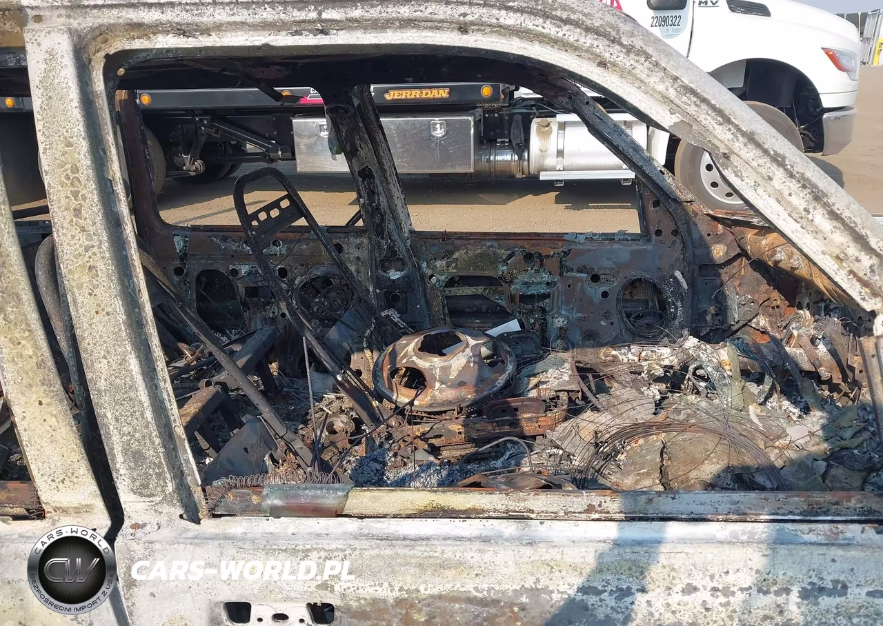 1992 Ford Explorer VIN:1FMDU34X6NUB95712 - 5