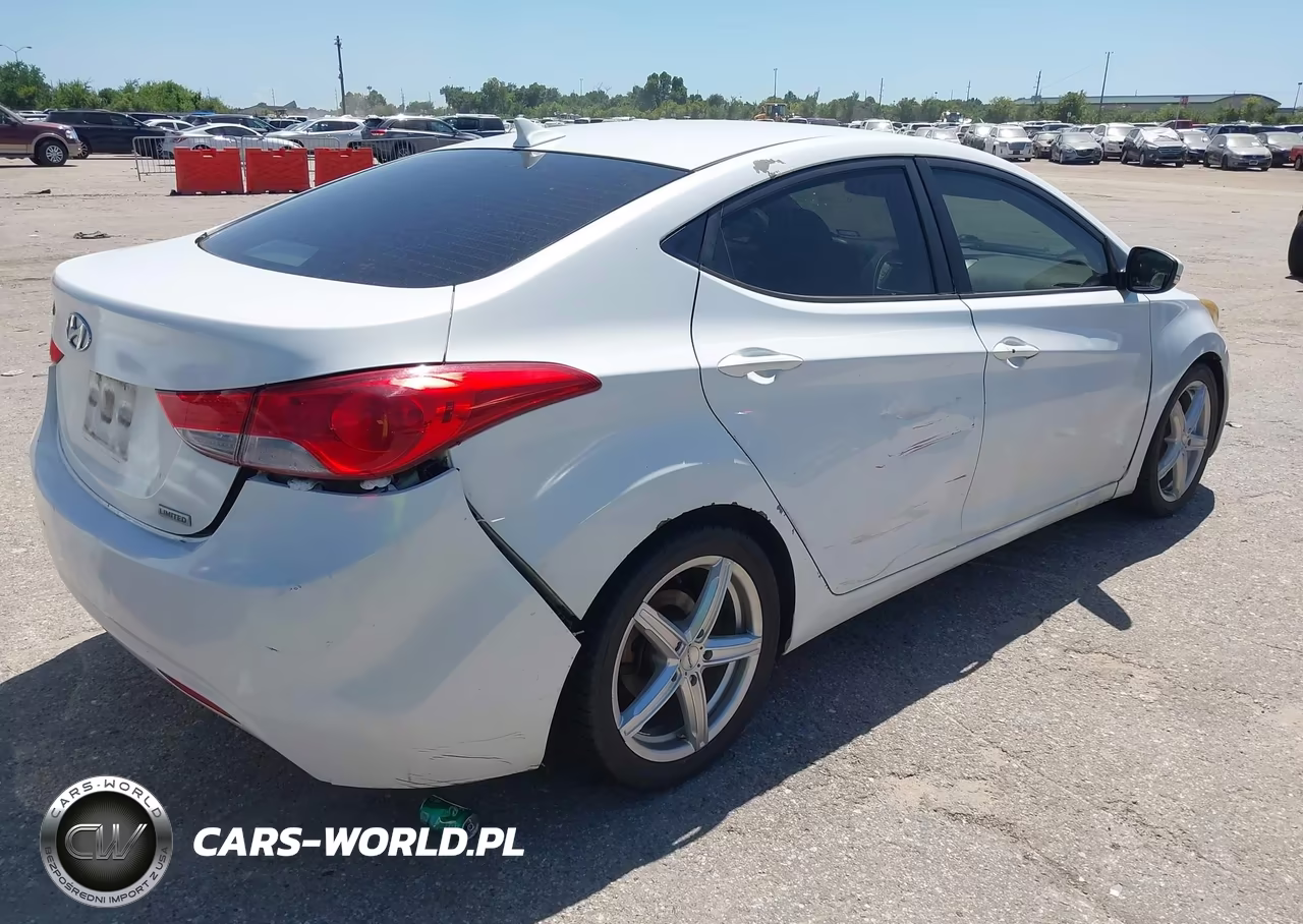 2012 Hyundai Elantra Limited VIN:5NPDH4AE0CH144845 - 4