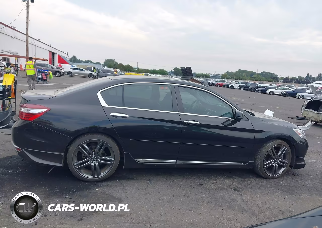 2016 Honda Accord Touring VIN:1HGCR3F93GA011378 - 14