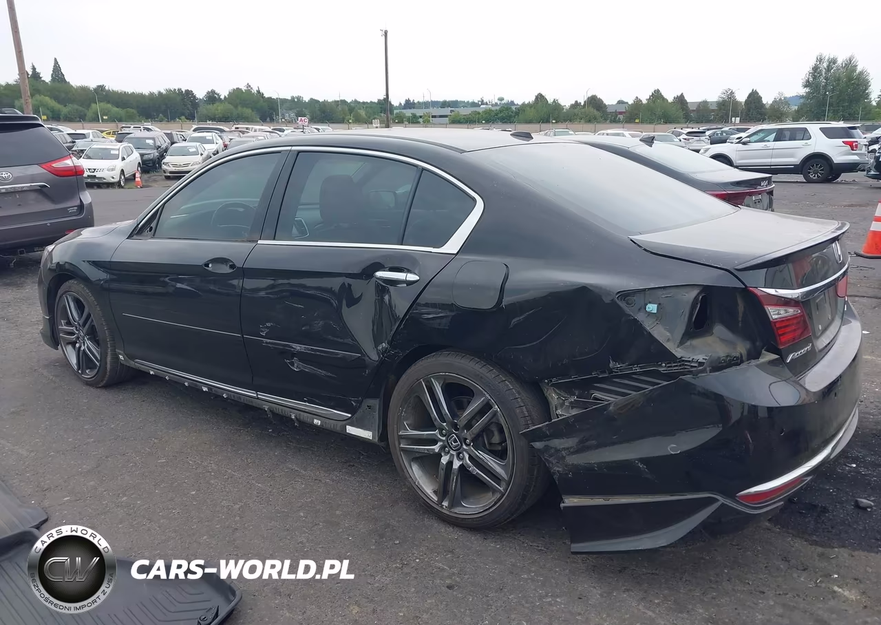 2016 Honda Accord Touring VIN:1HGCR3F93GA011378 - 6