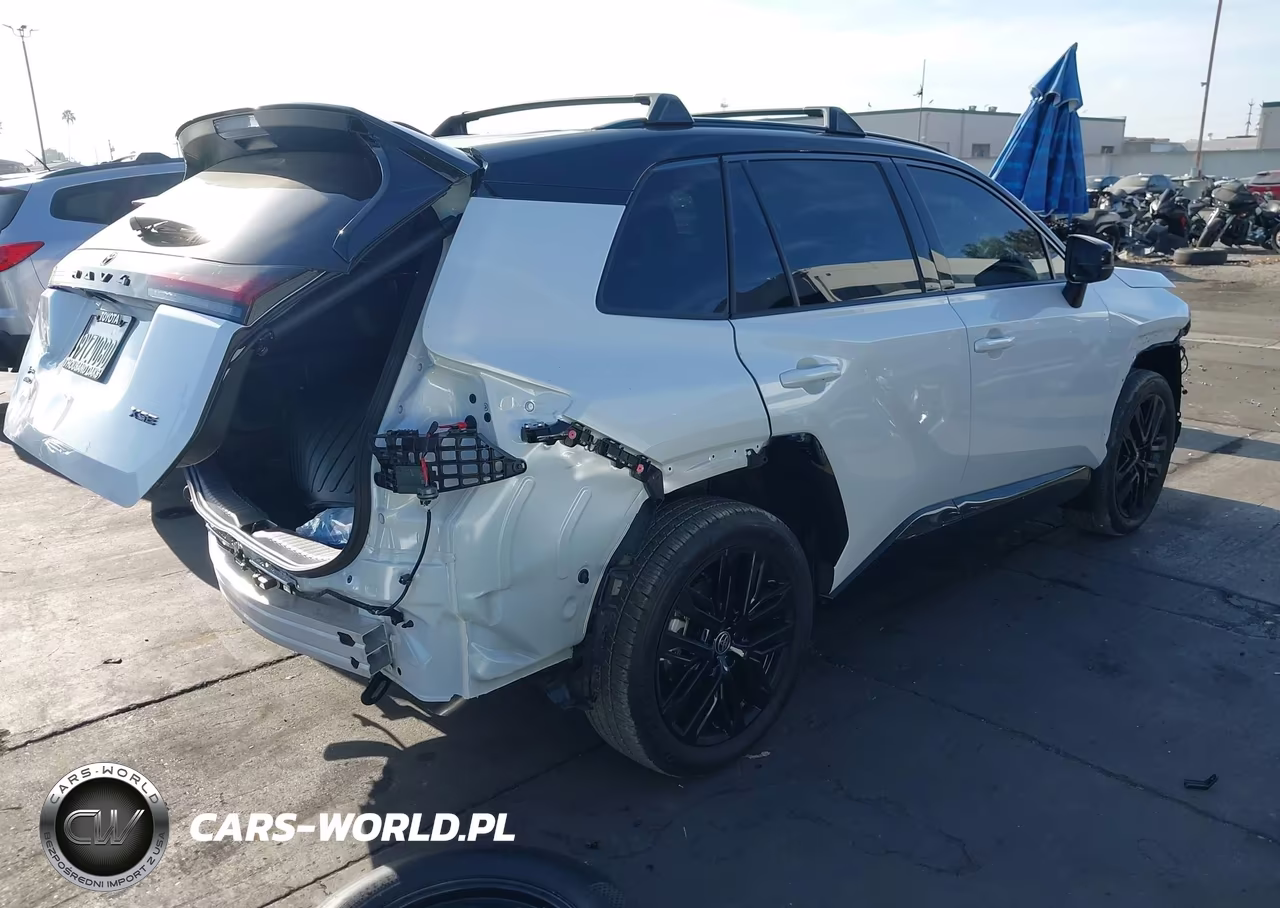 2026 Toyota Rav4 Plug-In Hybrid Xse VIN:JTM7ERAV1TD007101 - 4