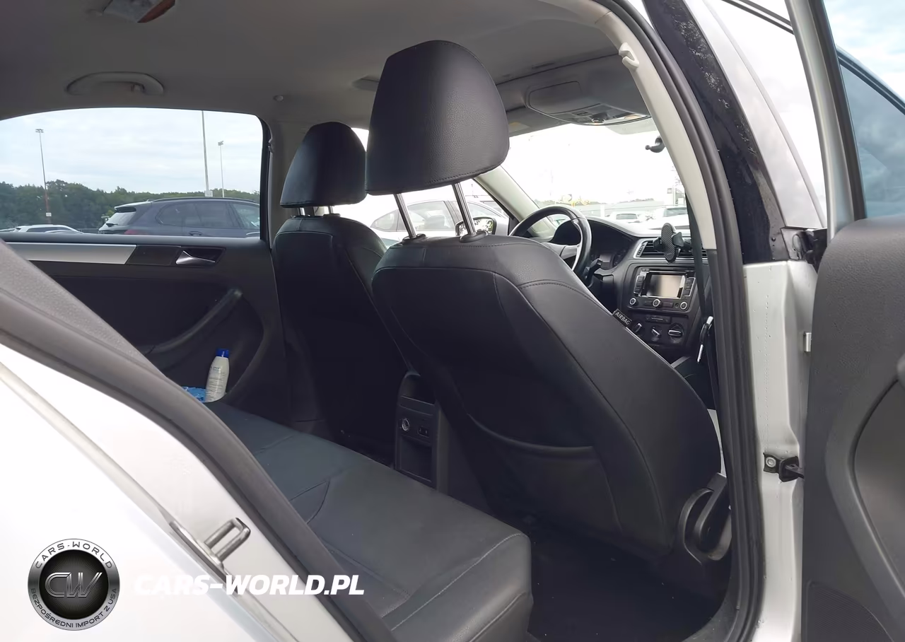 2011 Volkswagen Jetta 2.5L Sel VIN:3VWLZ7AJ4BM040243 - 8