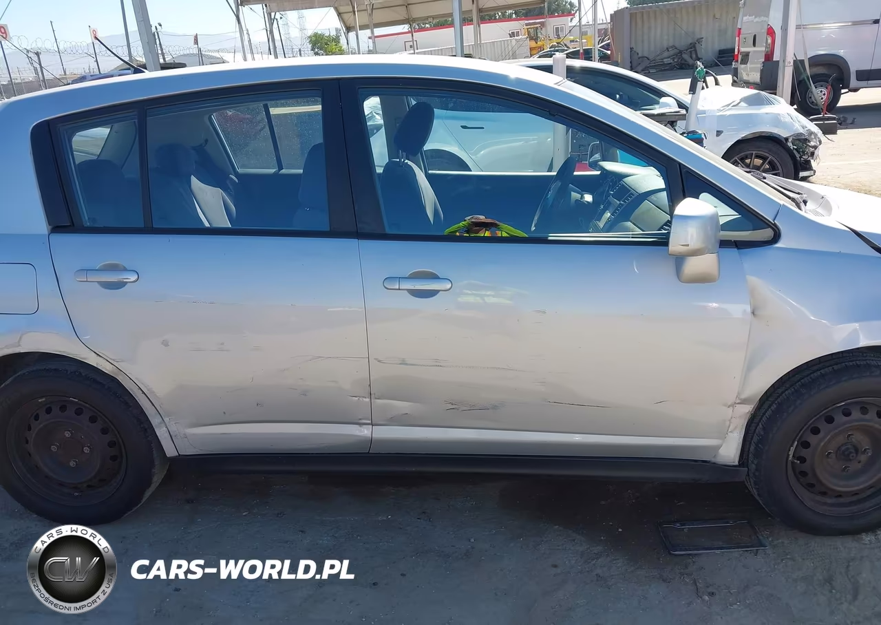 2007 Nissan Versa 1.8S VIN:3N1BC13E07L382494 - 13
