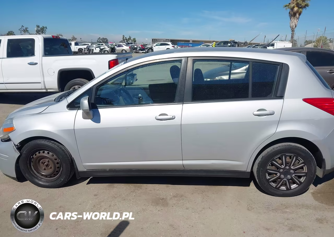 2007 Nissan Versa 1.8S VIN:3N1BC13E07L382494 - 16