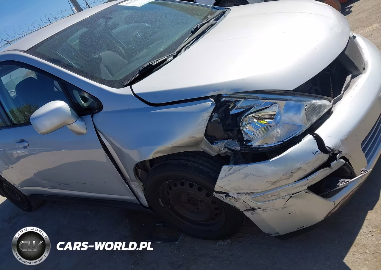 2007 Nissan Versa 1.8S VIN:3N1BC13E07L382494 - 6