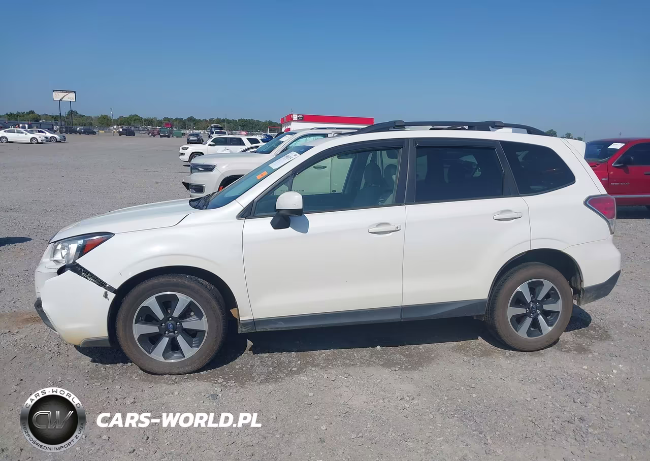 2018 Subaru Forester 2.5I Premium VIN:JF2SJAGC7JH408849 - 14