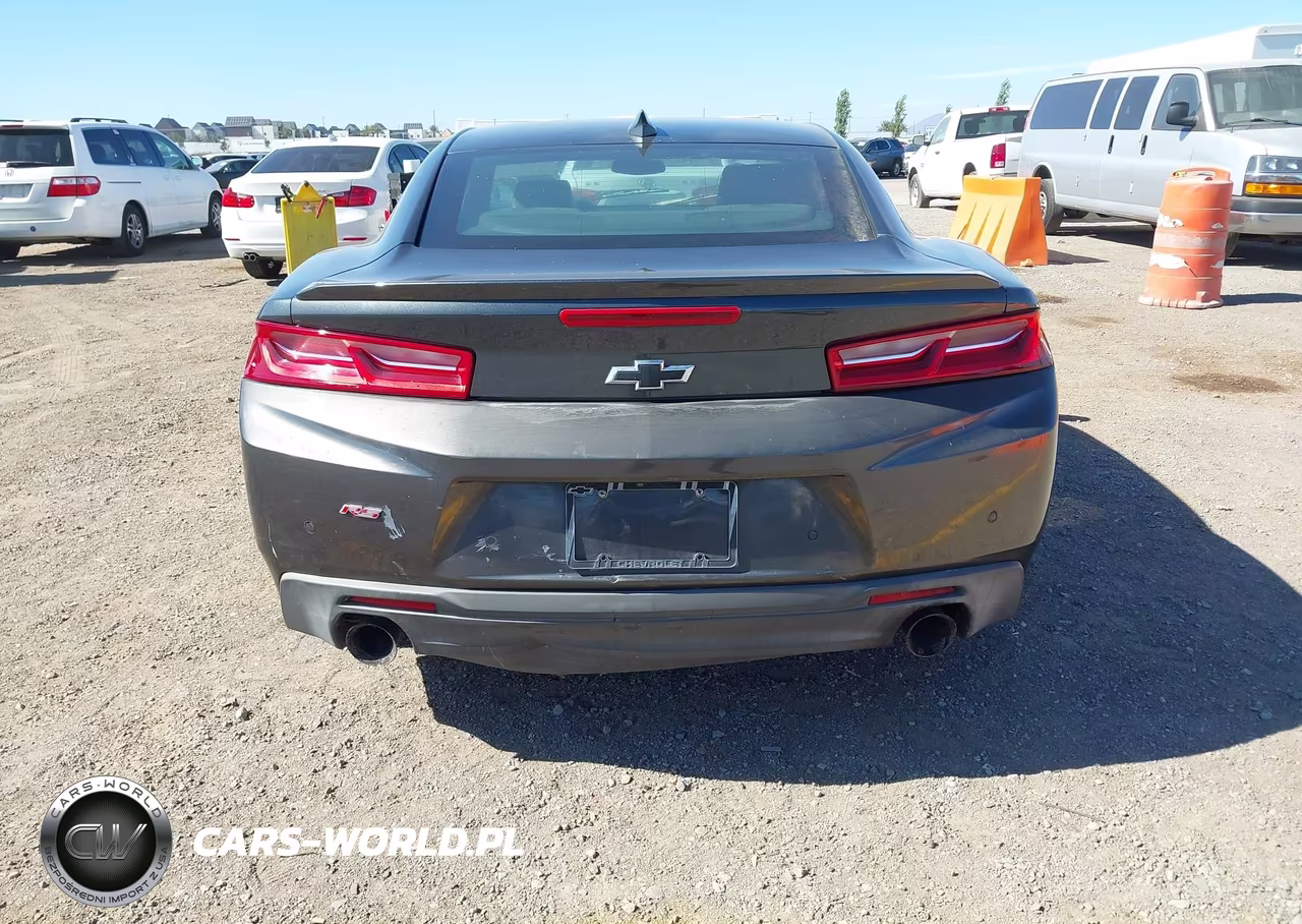2016 Chevrolet Camaro 2Lt VIN:1G1FD1RS4G0117351 - 16