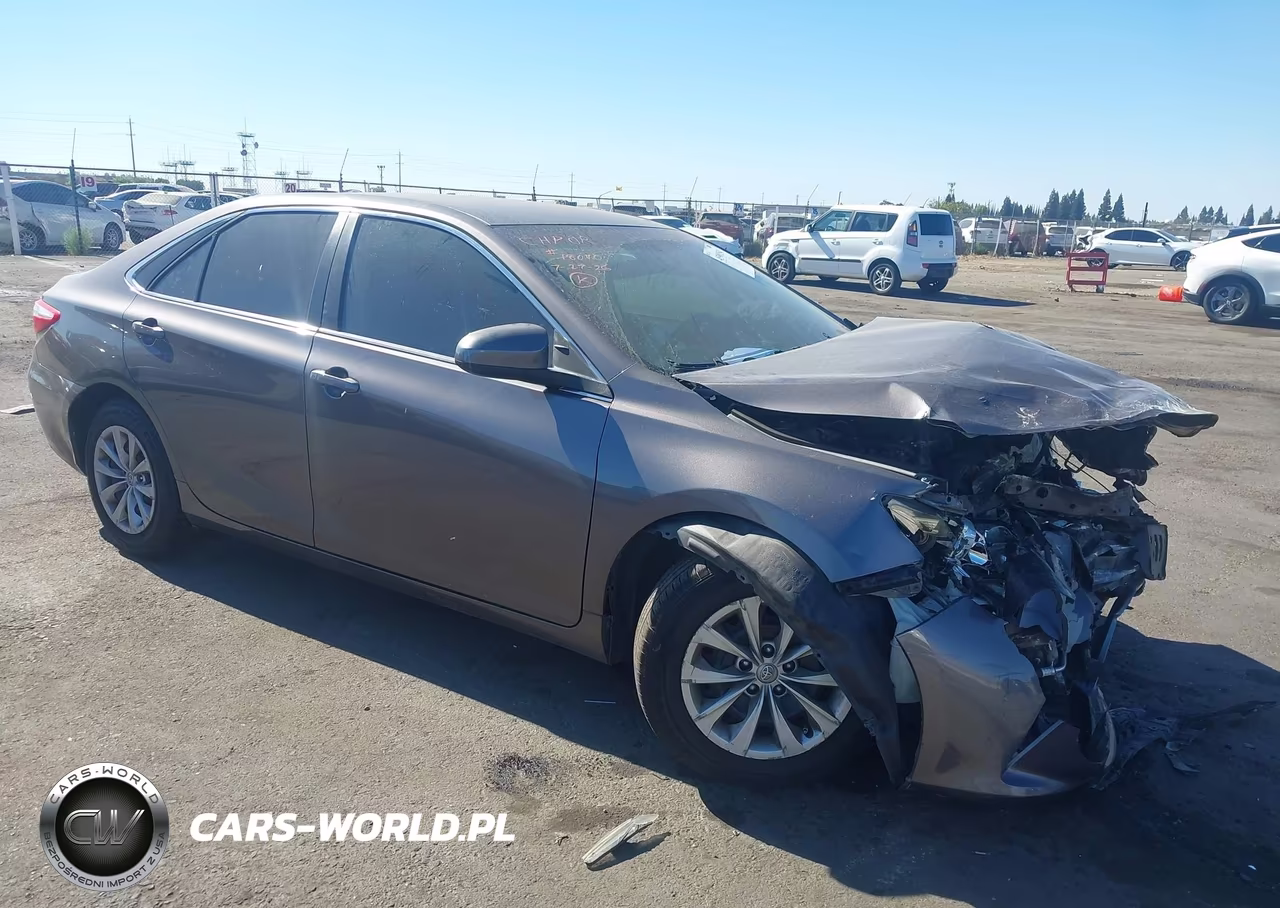 2016 Toyota Camry Le