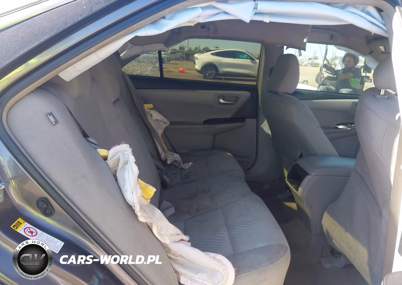 2016 Toyota Camry Le VIN:4T4BF1FK7GR532324 - 8