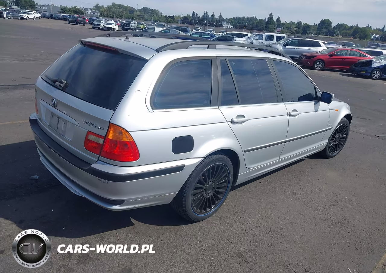 2002 BMW 3 Series 325Xi VIN:WBAEP33482PF01035 - 4