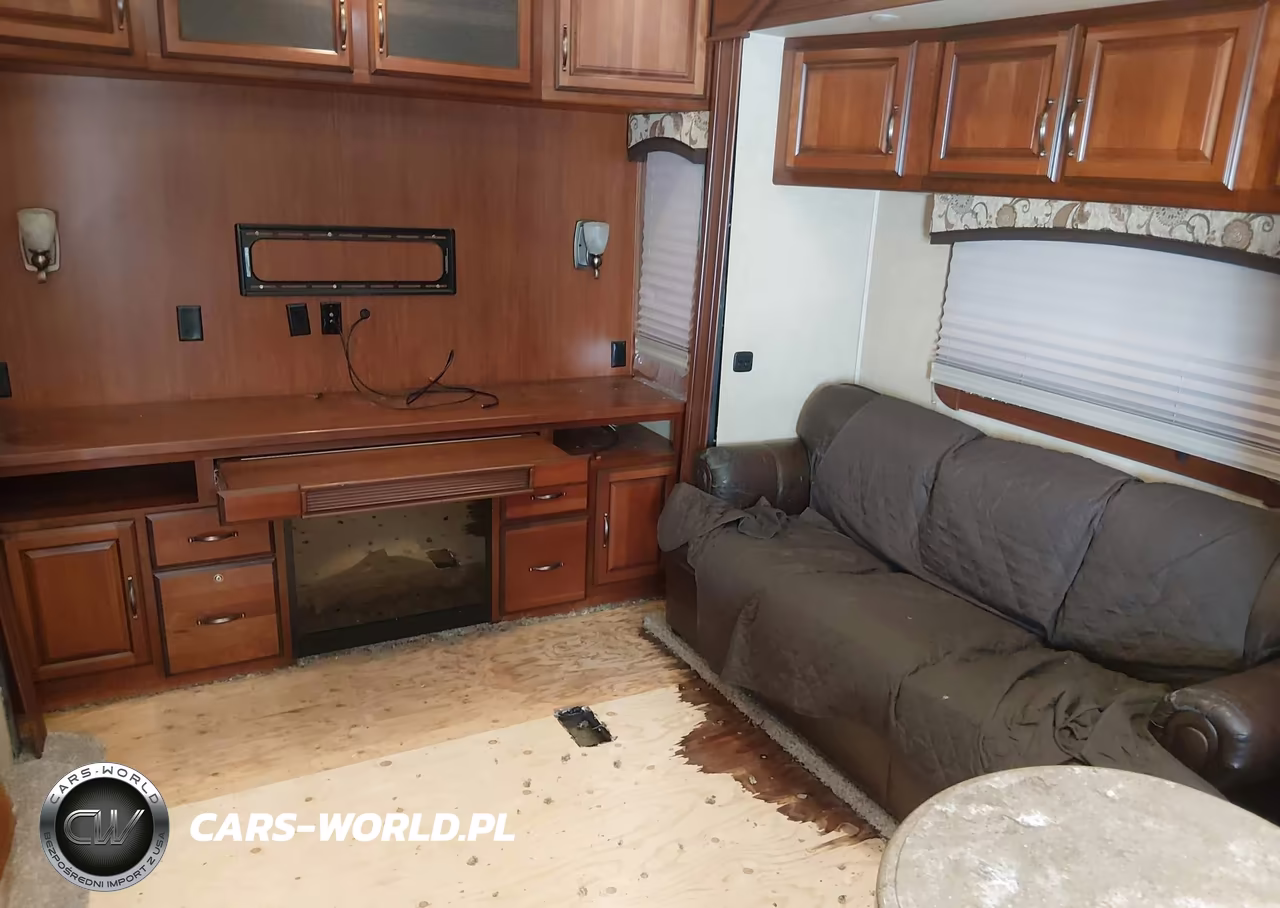 2012 Crossroads Redwood 36Rl VIN:4V0FC3628CR002161 - 10