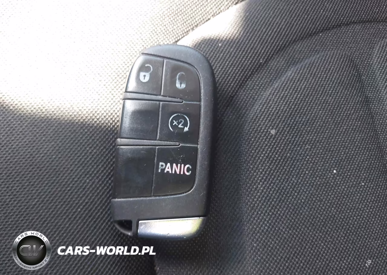 2019 Jeep Renegade Latitude 4X4 VIN:ZACNJBBB7KPK95153 - 11