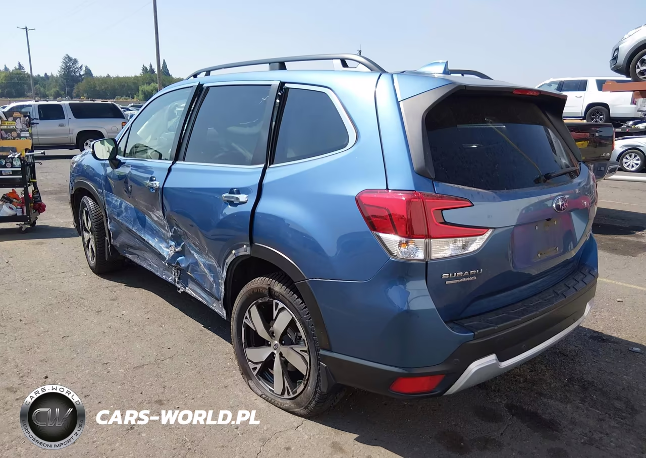 2019 Subaru Forester Touring VIN:JF2SKAWCXKH585671 - 3
