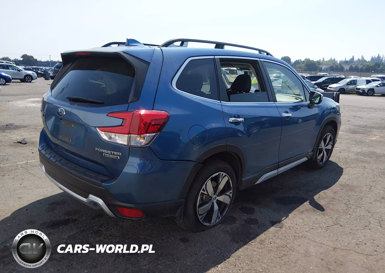 2019 Subaru Forester Touring VIN:JF2SKAWCXKH585671 - 4