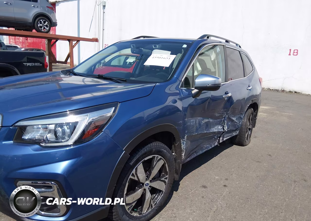 2019 Subaru Forester Touring VIN:JF2SKAWCXKH585671 - 6
