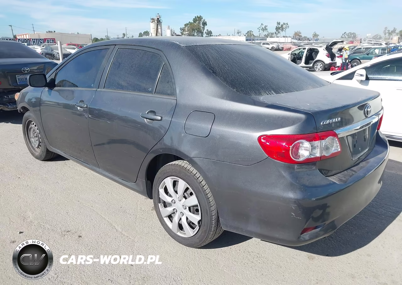 2012 Toyota Corolla Le VIN:5YFBU4EE1CP026156 - 3