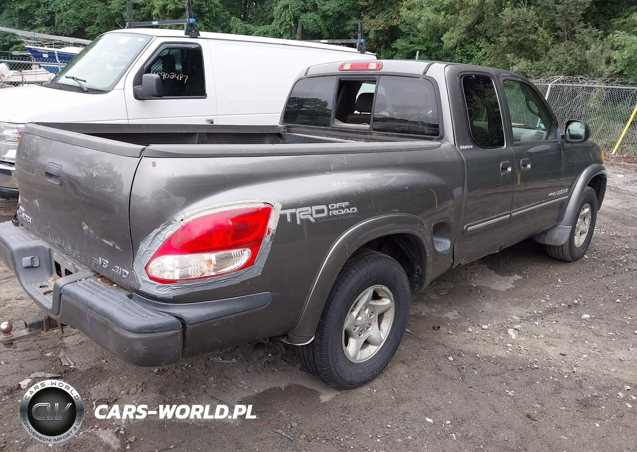 2003 Toyota Tundra Limited V8 VIN:5TBBT48123S380523 - 4
