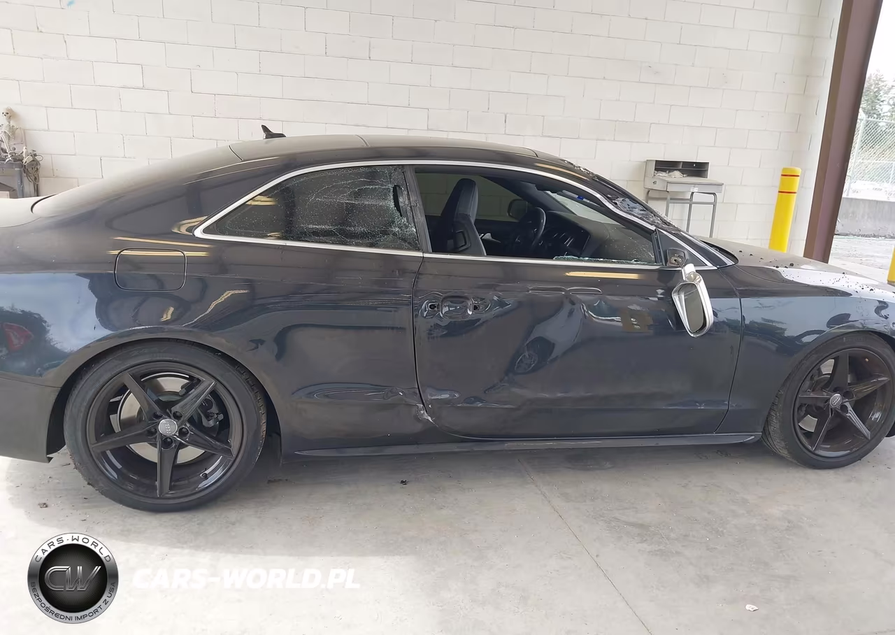 2014 Audi S5 3.0T Premium Plus VIN:WAUCGAFR8EA015302 - 6