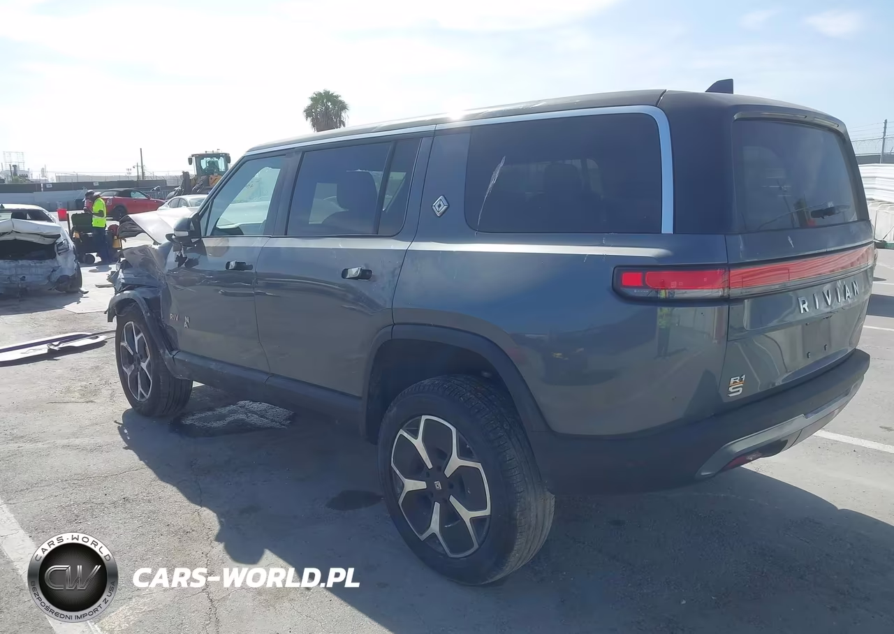 2023 Rivian R1S Adventure VIN:7PDSGABA8PN009096 - 3