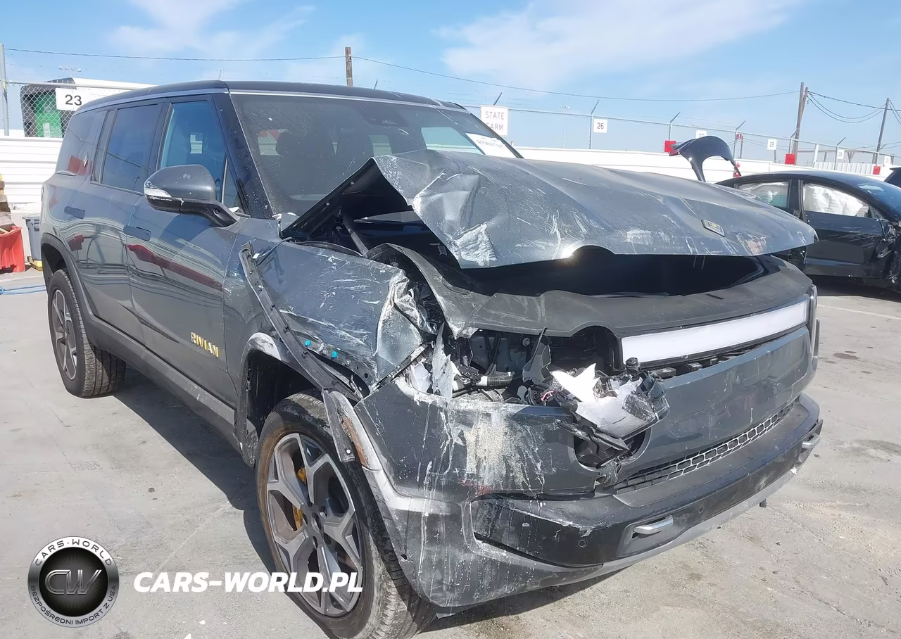 2023 Rivian R1S Adventure VIN:7PDSGABA8PN009096 - 6