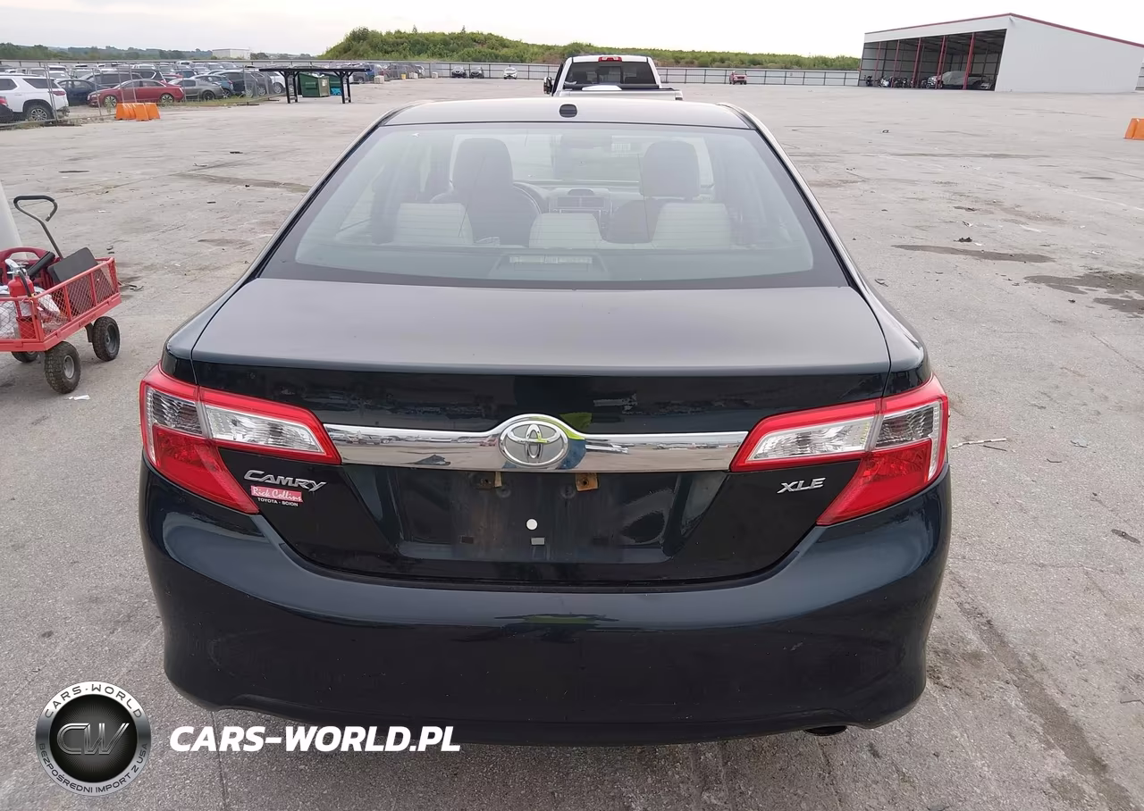 2012 Toyota Camry Xle VIN:4T4BF1FKXCR242895 - 17