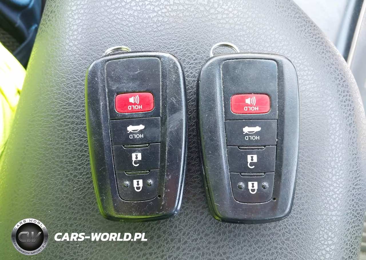 2018 Toyota Camry Hybrid Se VIN:4T1B21HK7JU510298 - 11