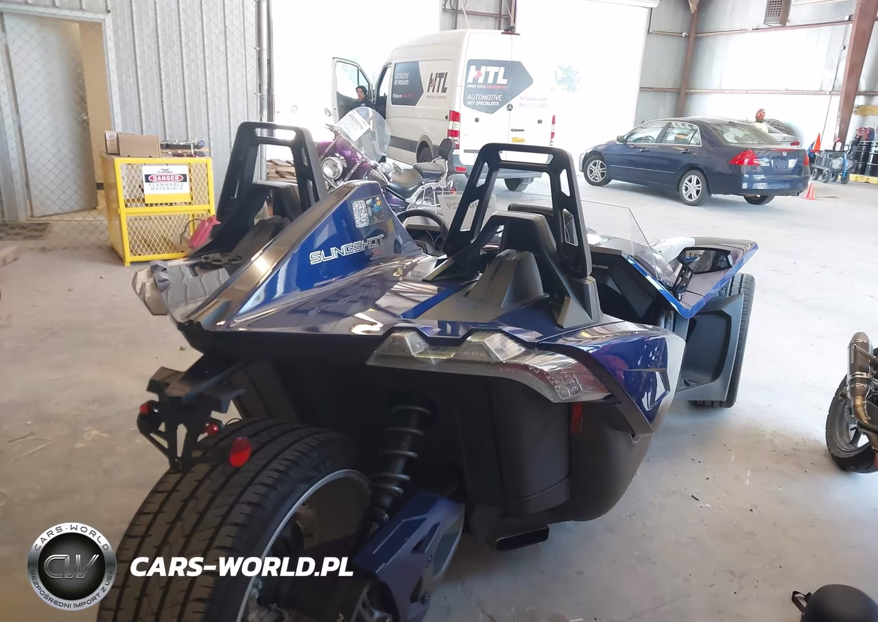 2018 Polaris Slingshot VIN:57XAAPFA3J8128253 - 4