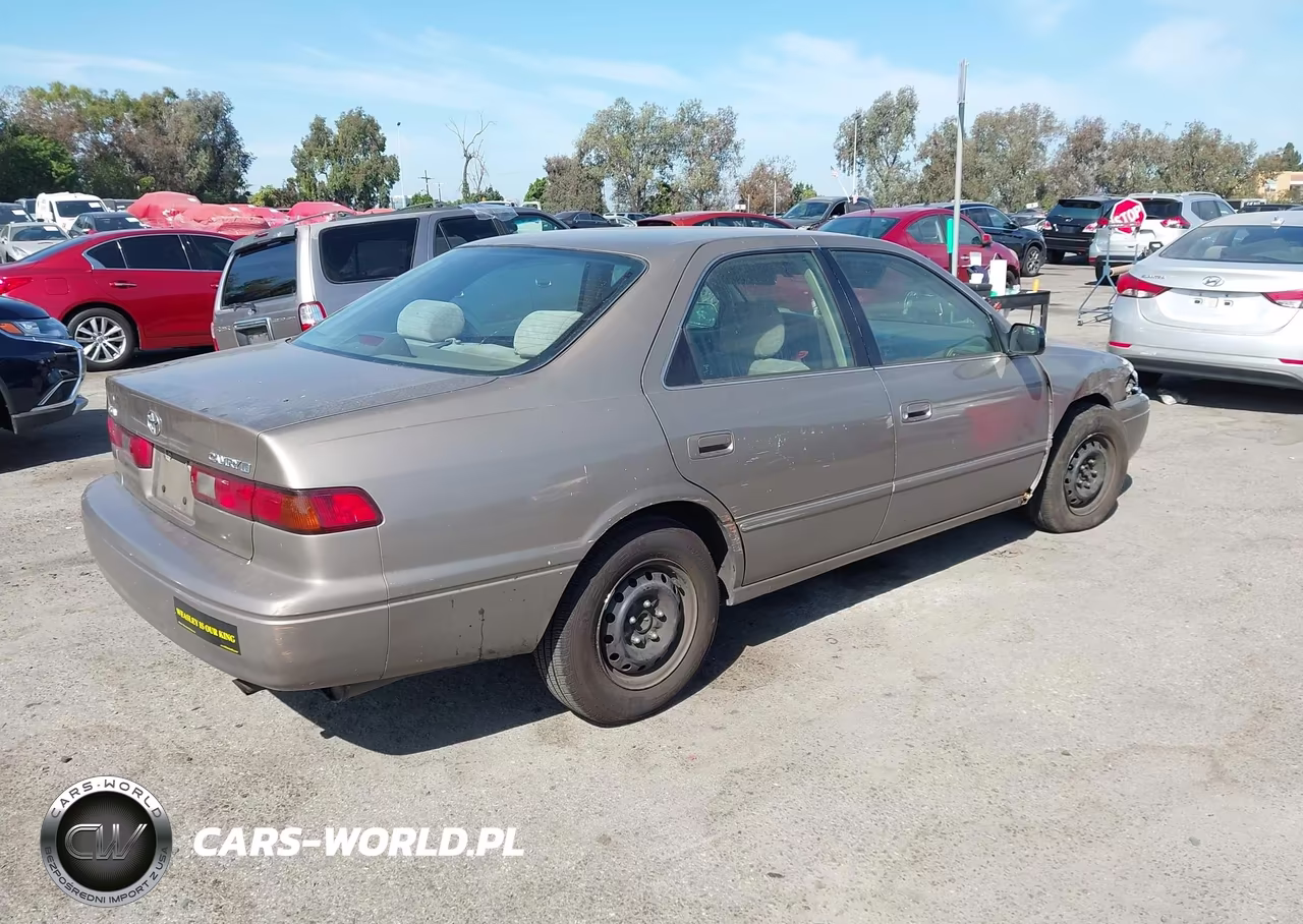 1999 Toyota Camry Le VIN:4T1BG22K6XU485340 - 4