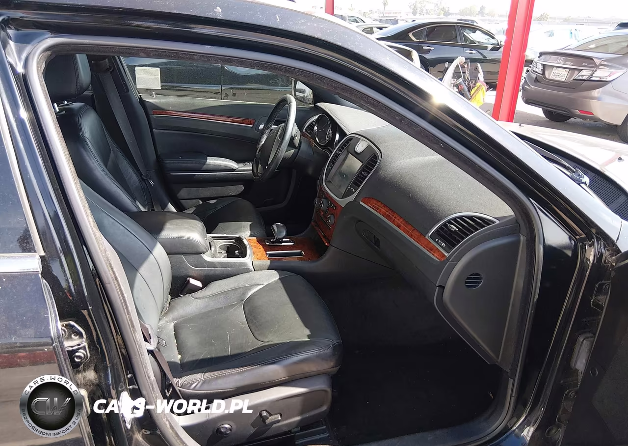 2012 Chrysler 300 Limited VIN:2C3CCACG3CH231479 - 5