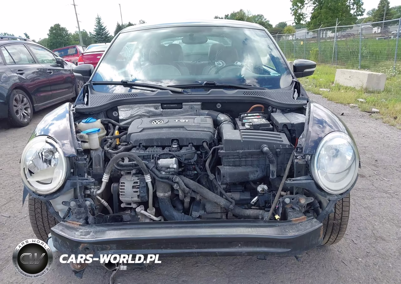 2016 Volkswagen Beetle 1.8T Classic VIN:3VWF17AT7GM639070 - 13