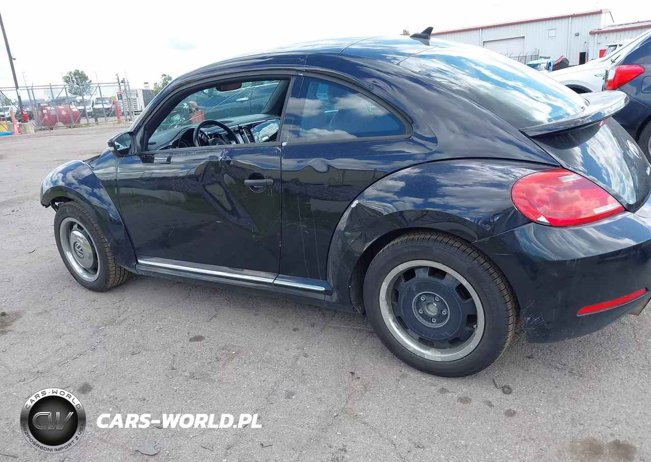 2016 Volkswagen Beetle 1.8T Classic VIN:3VWF17AT7GM639070 - 15