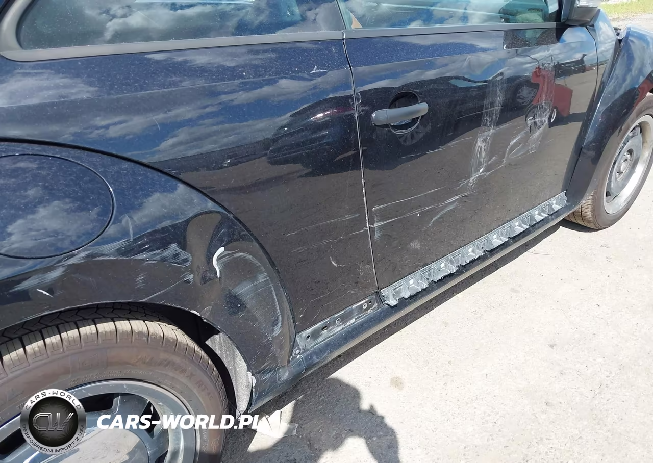 2016 Volkswagen Beetle 1.8T Classic VIN:3VWF17AT7GM639070 - 18