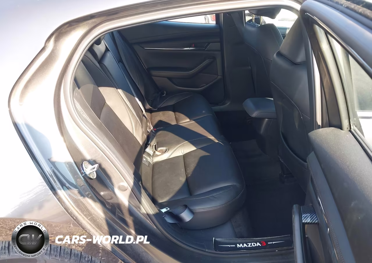 2024 Mazda Mazda3 2.5 S Preferred VIN:JM1BPALM0R1650415 - 19