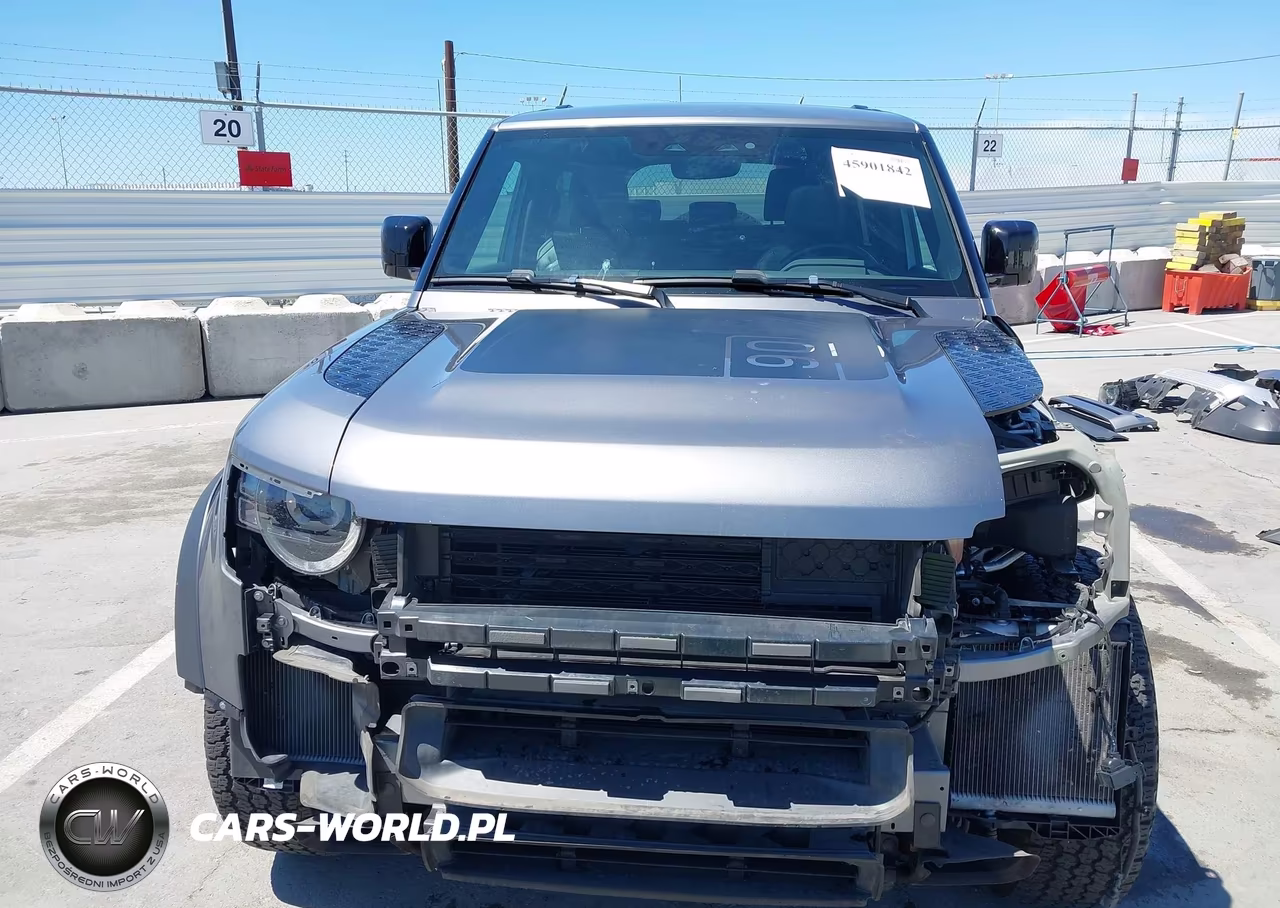 2022 Land Rover Defender 90 S VIN:SALEJ6RXXN2091384 - 13