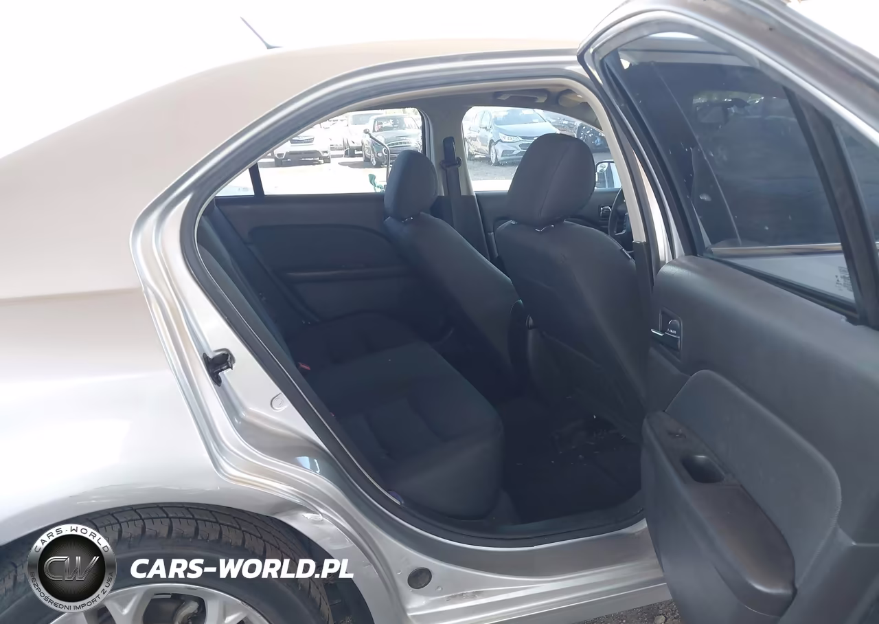 2012 Ford Fusion Se VIN:3FAHP0HA1CR137955 - 8
