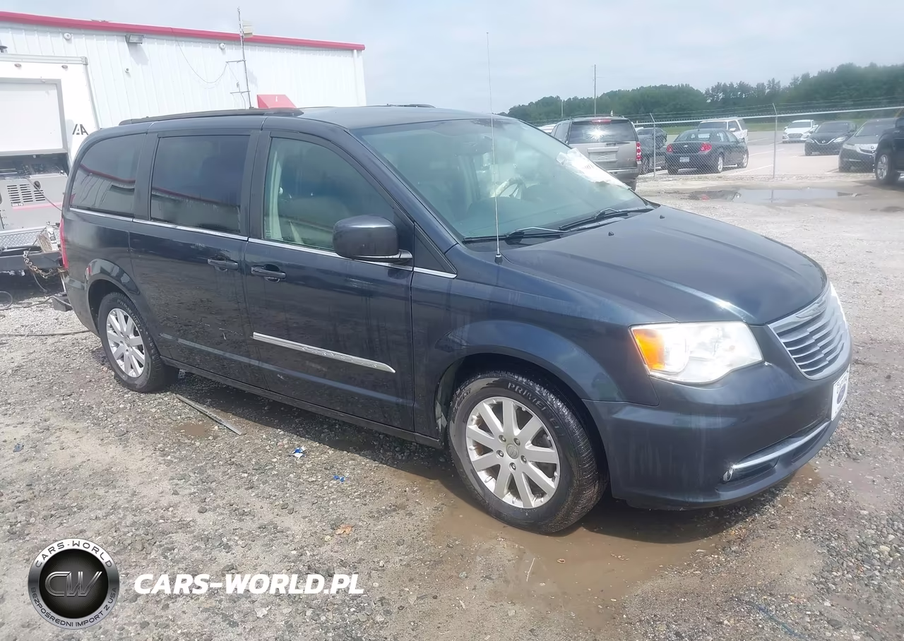 2014 Chrysler Town & Country Touring