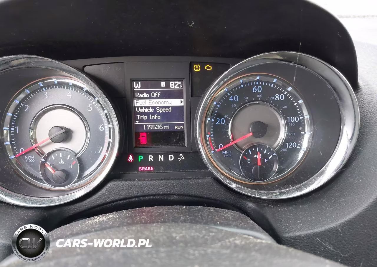 2014 Chrysler Town & Country Touring VIN:2C4RC1BG0ER398323 - 7