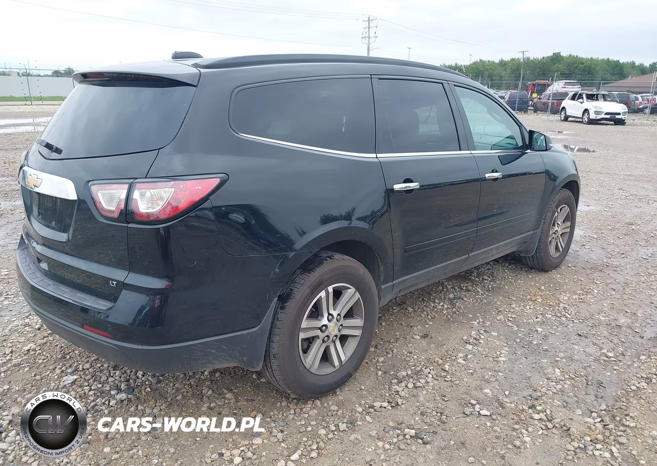 2017 Chevrolet Traverse Lt VIN:1GNKVGKD5HJ236322 - 4