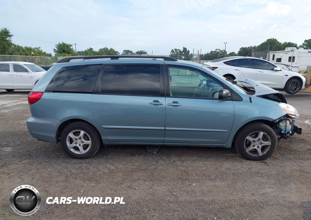 2007 Toyota Sienna Le VIN:5TDZK23C07S078952 - 13