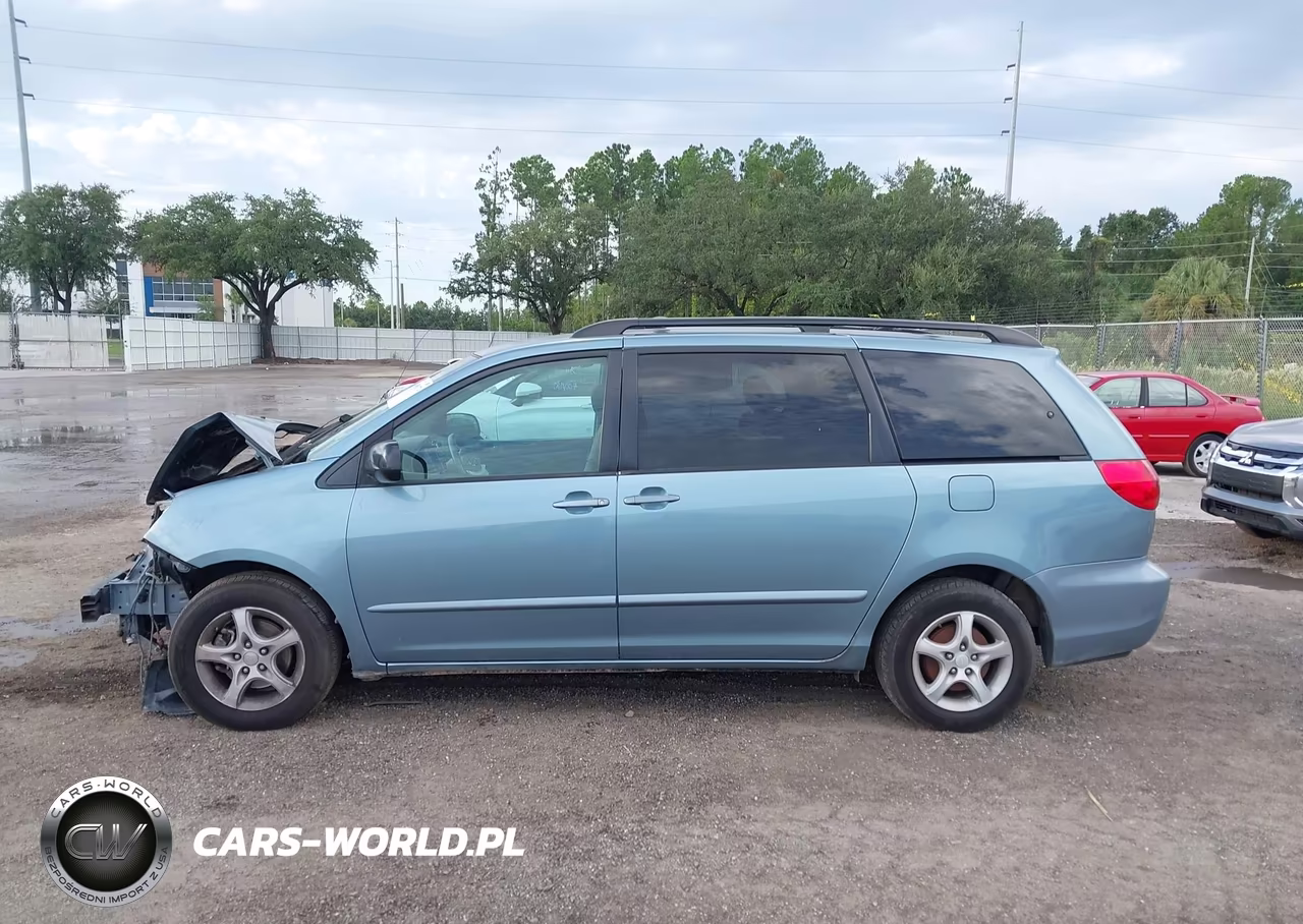 2007 Toyota Sienna Le VIN:5TDZK23C07S078952 - 14