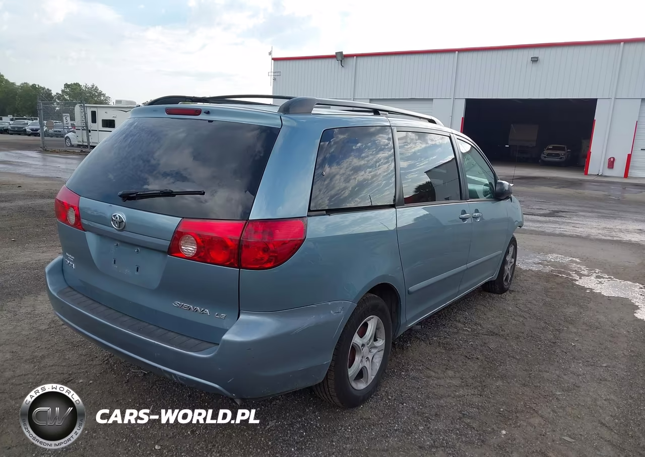 2007 Toyota Sienna Le VIN:5TDZK23C07S078952 - 4