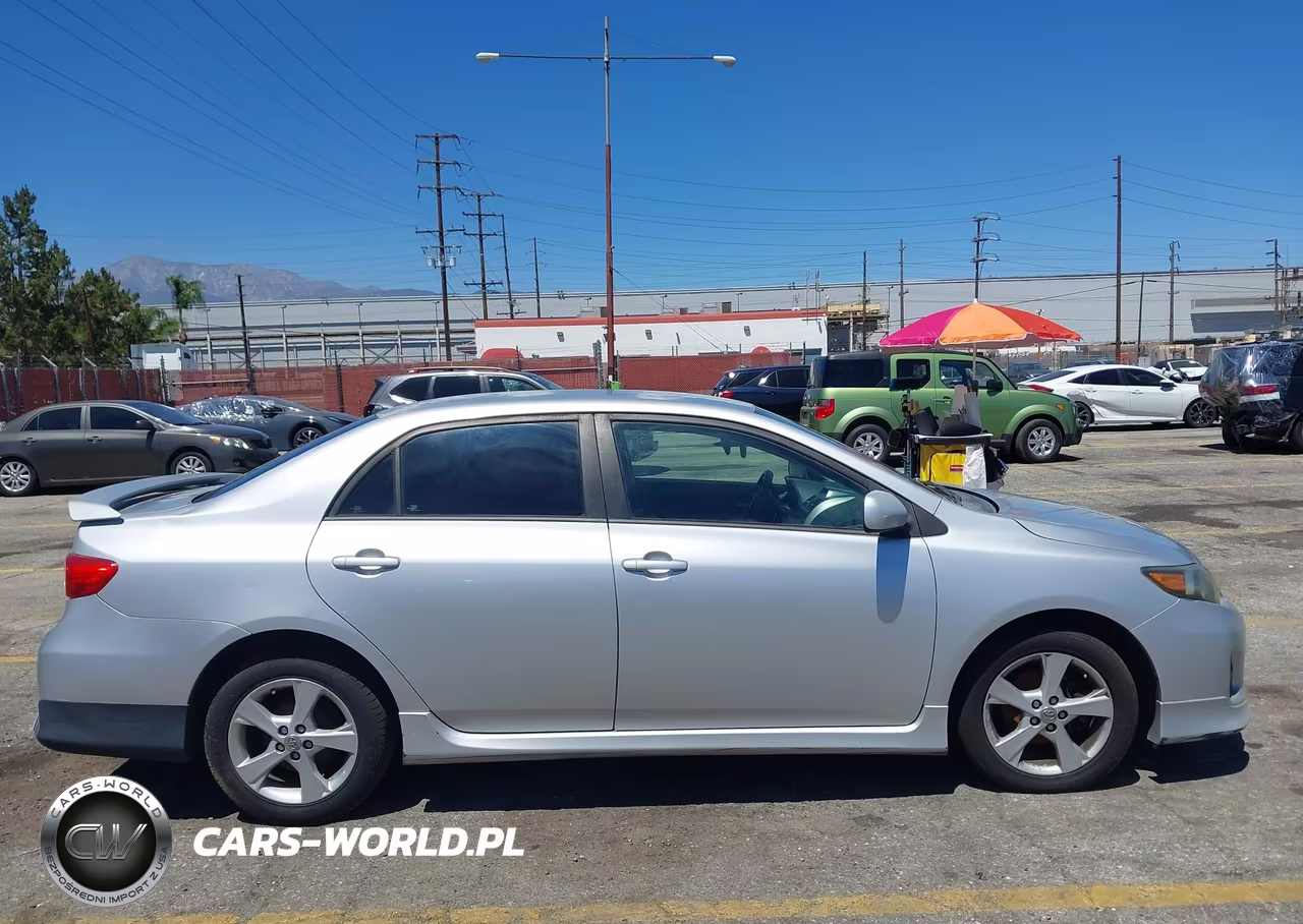 2013 Toyota Corolla S VIN:5YFBU4EE5DP188003 - 13