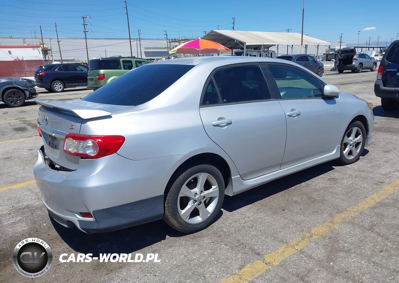 2013 Toyota Corolla S VIN:5YFBU4EE5DP188003 - 4