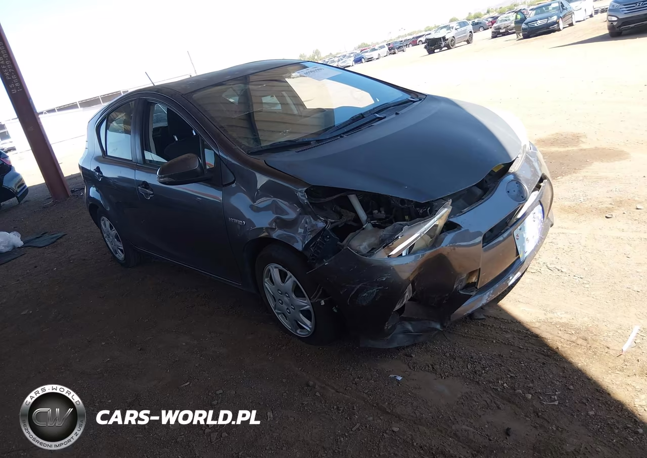 2013 Toyota Prius C Two