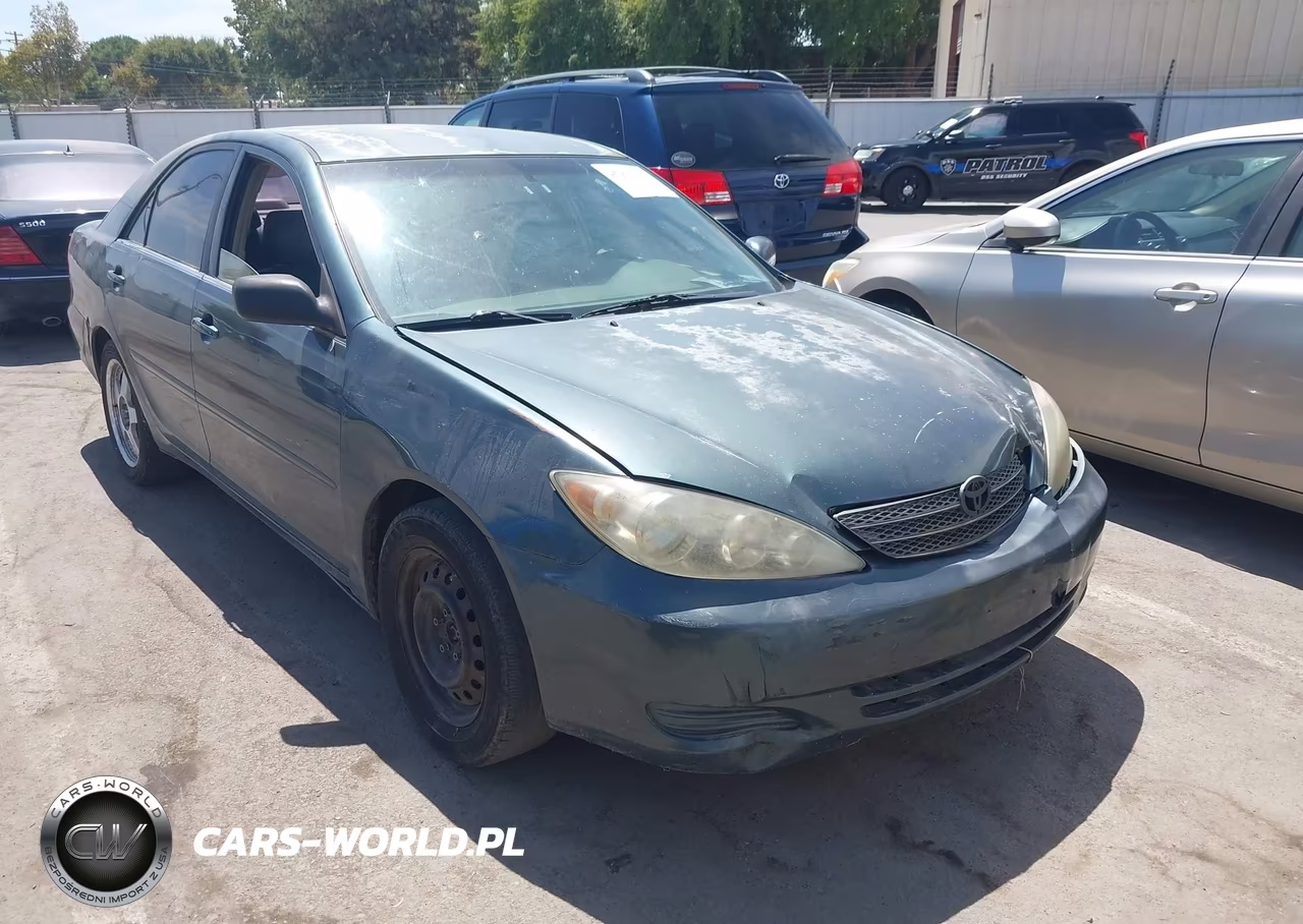 2004 Toyota Camry Le