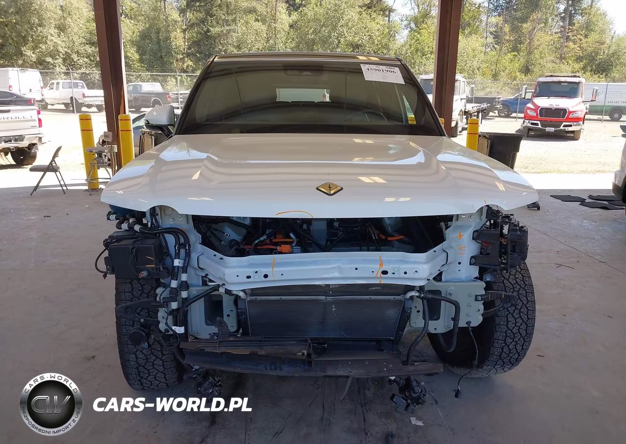 2025 Rivian R1S Adventure Dual Motor Large Pack-Adventure Dual Motor Max Pack VIN:7PDSGBBAXSN047220 - 13