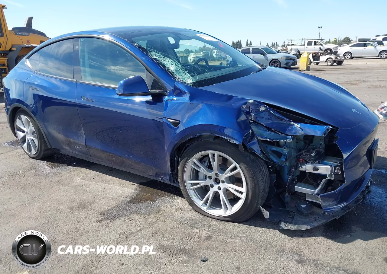 2022 Tesla Model Y Long Range Dual Motor All-Wheel Drive VIN:7SAYGAEE7NF337012 - 1